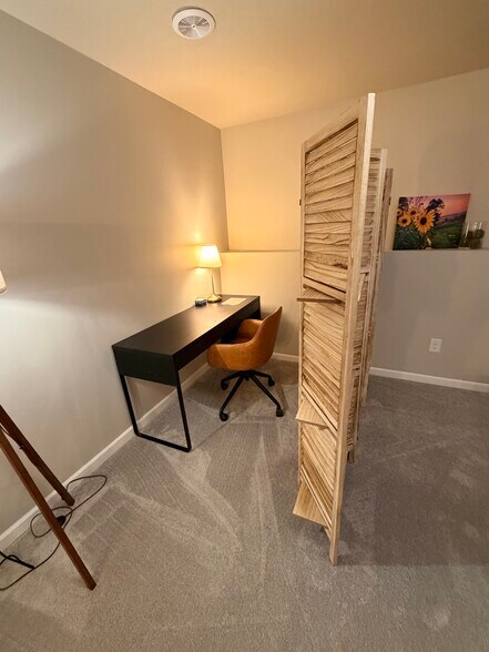 Building Photo - 4434 Honey Bee Rdg