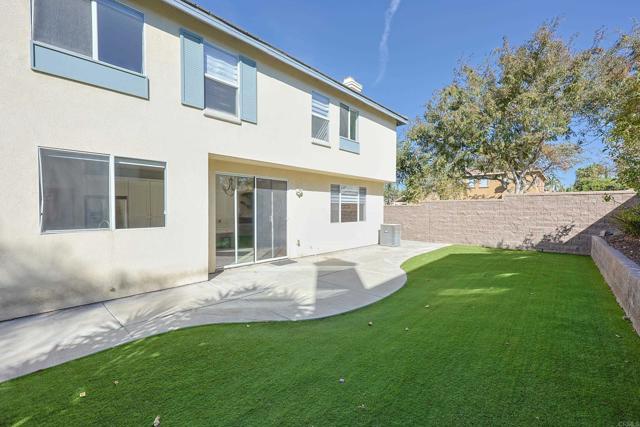 Building Photo - 1631 Castaic Pl