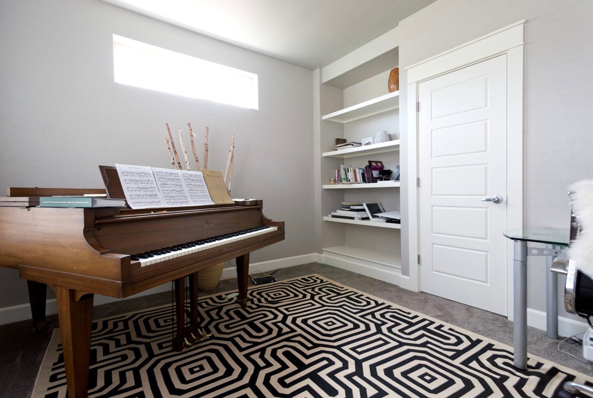 Office - 517 W Cagney St