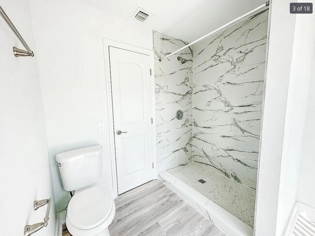 Building Photo - 3048 NW 27th Terrace