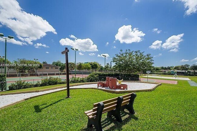Building Photo - 7703 Camino Real