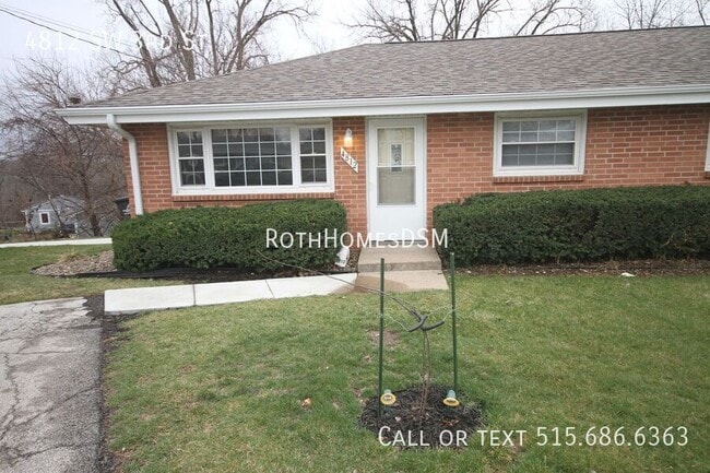 Building Photo - 4812 SW 3rd St