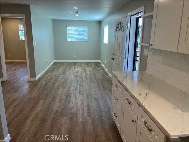 Building Photo - 9335 Chimney Rock Ln