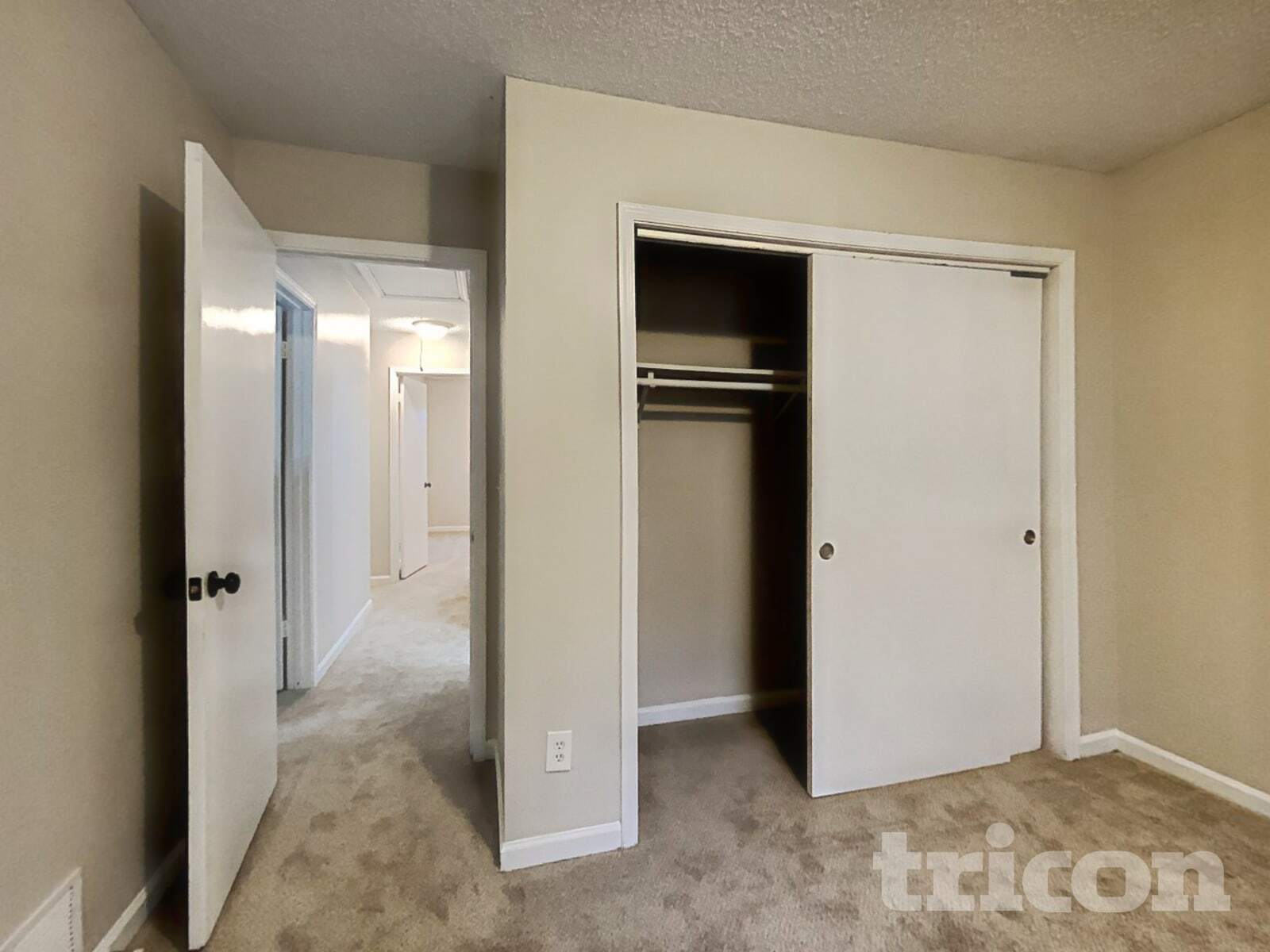 Building Photo - 4659 Sierra Ct