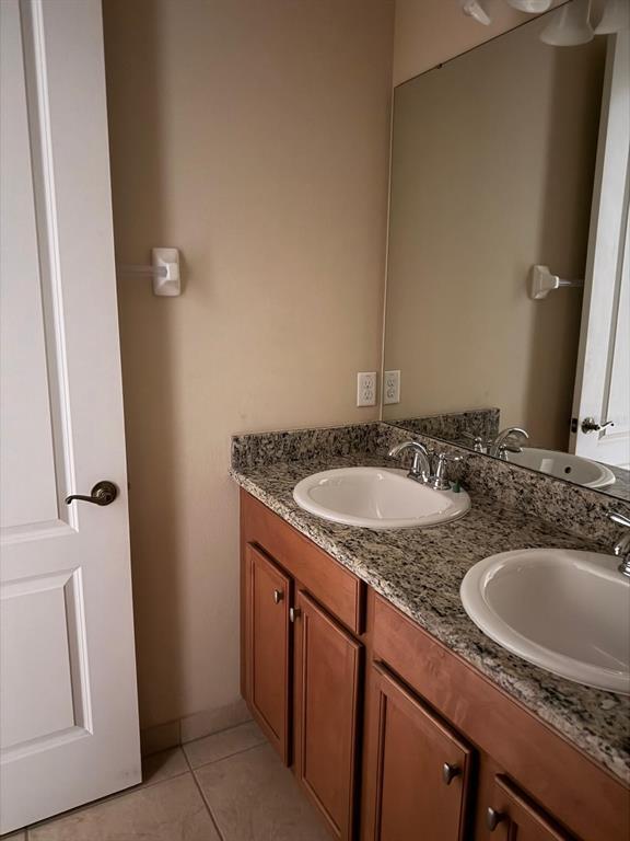 Building Photo - 1911 Silverweed Way