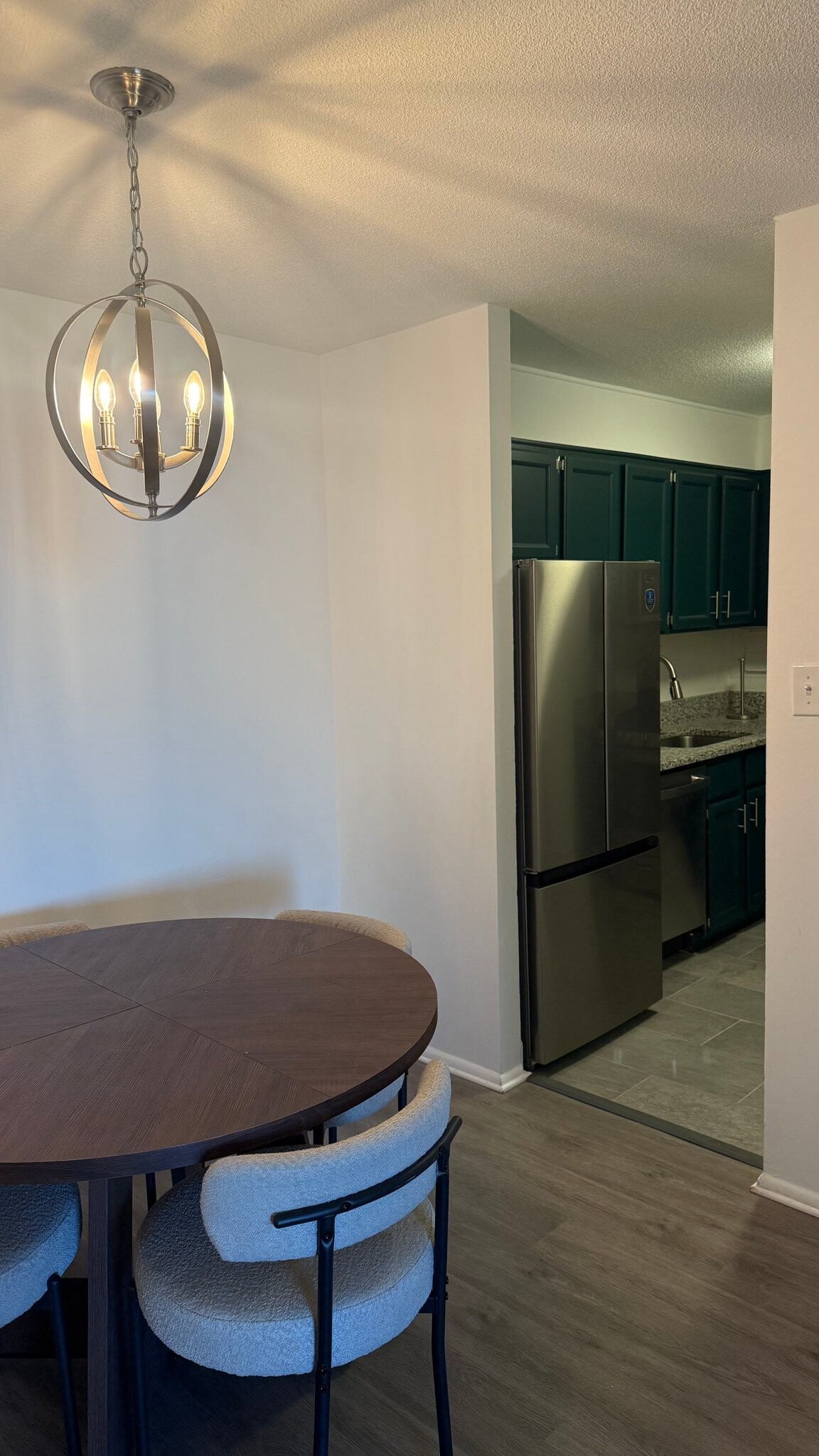 Building Photo - 4600 S Four Mile Run Dr