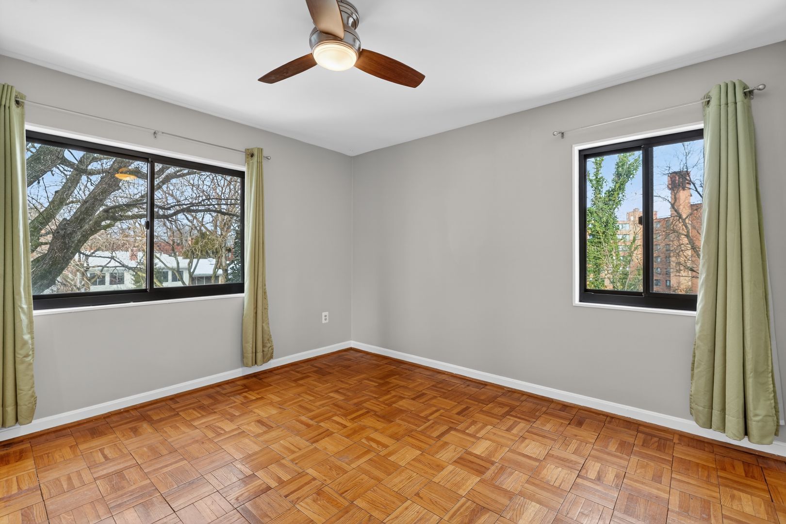Building Photo - 3825 Davis Pl NW