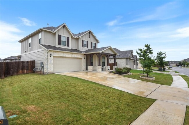 Building Photo - 210 Zuma Dr