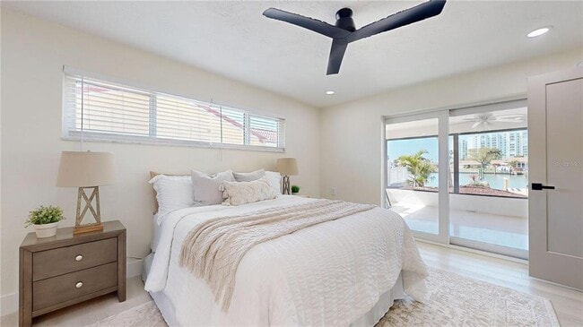 Building Photo - 6380 3rd Palm Point