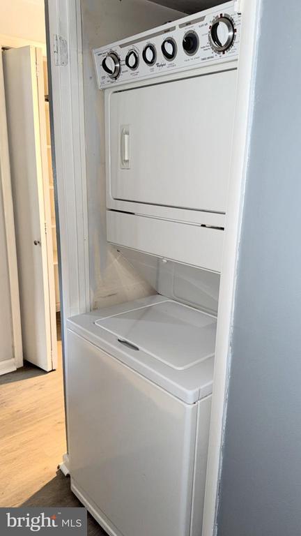 Building Photo - 3331 Huntley Sq Dr