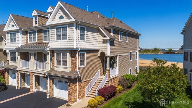 Building Photo - 32 Raritan Reach Rd