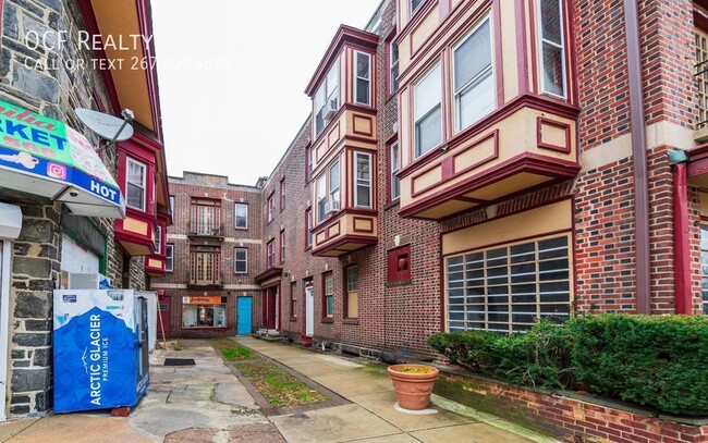 Building Photo - 2115 N 63rd St
