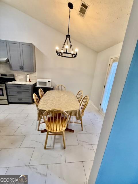 Building Photo - 1695 Racquet Club Dr NW
