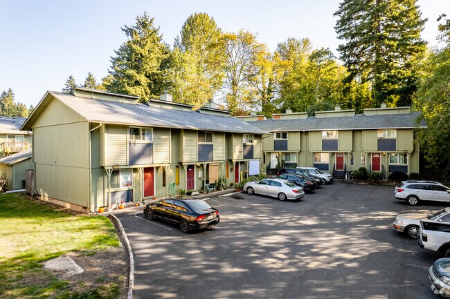 Building Photo - Greenway Estates