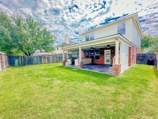 Building Photo - 14627 Cypress Cottage Ct