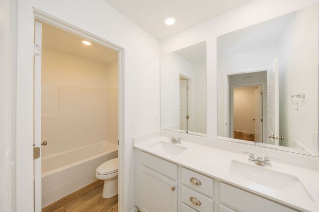 Building Photo - For Rent – Beautiful Park-Facing Home in Liberty Lake