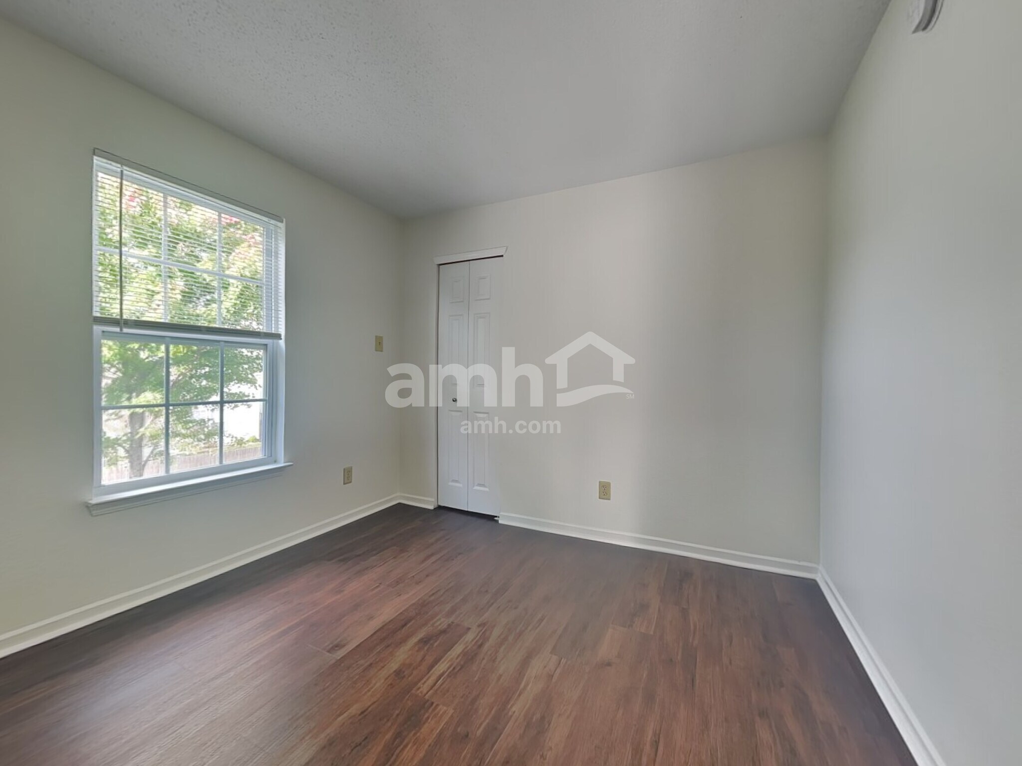 Building Photo - 9414 W Stargazer Dr