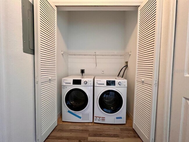 Building Photo - 5550 E Michigan St