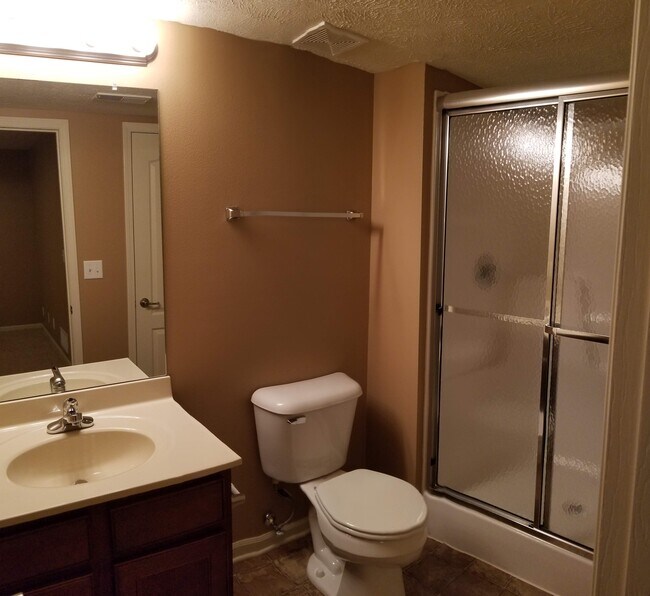 Building Photo - 6720 S 191st St