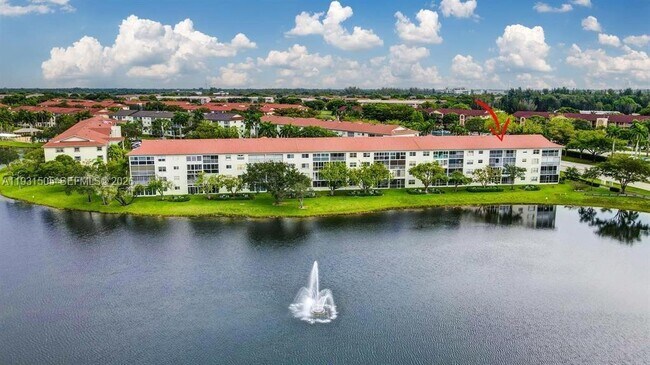 Building Photo - 301 SW 135th Ave