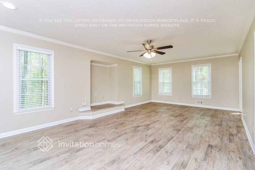 Building Photo - 130 White City Ct