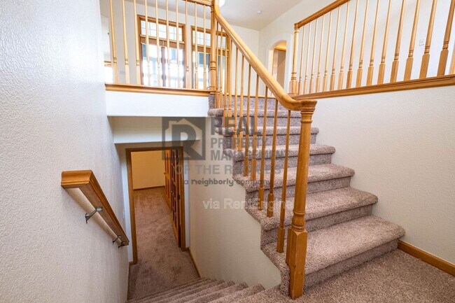 Building Photo - 5436 Hunter Dr