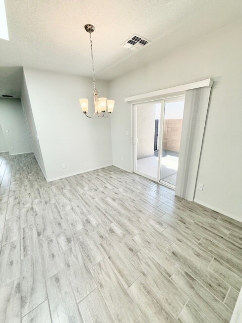 Building Photo - 6113 Strand Loop SE