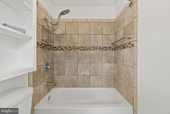 Building Photo - 5 Burgess Ln