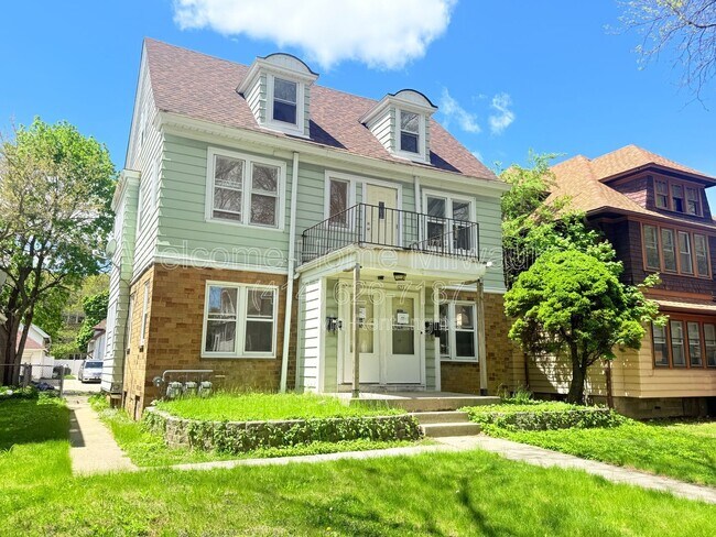 Building Photo - 2919 N 50th St