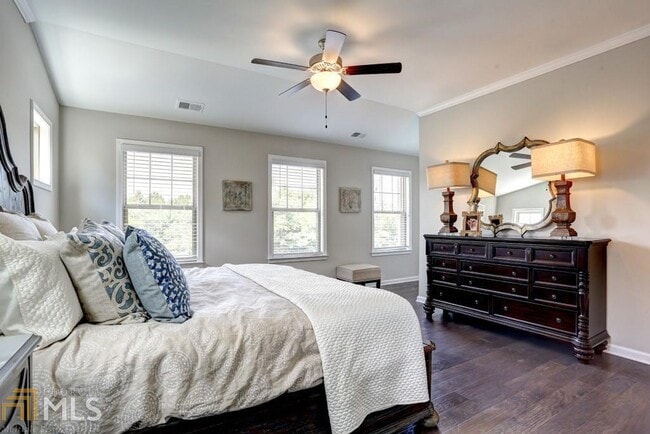 Building Photo - 10120 Windalier Way