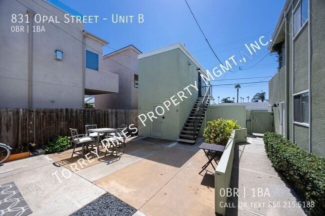 Building Photo - 831 Opal St