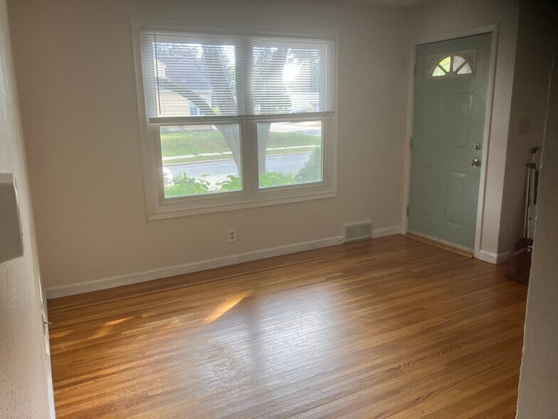 Living Room - 57 Logan Ave W