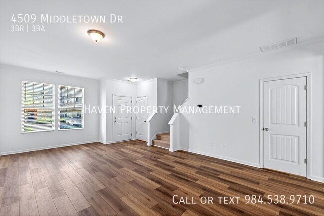 Building Photo - 4509 Middletown Dr