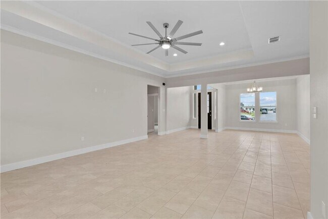 Building Photo - 6738 Effat Dr
