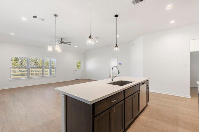 Building Photo - 11832 Whirlaway Dr