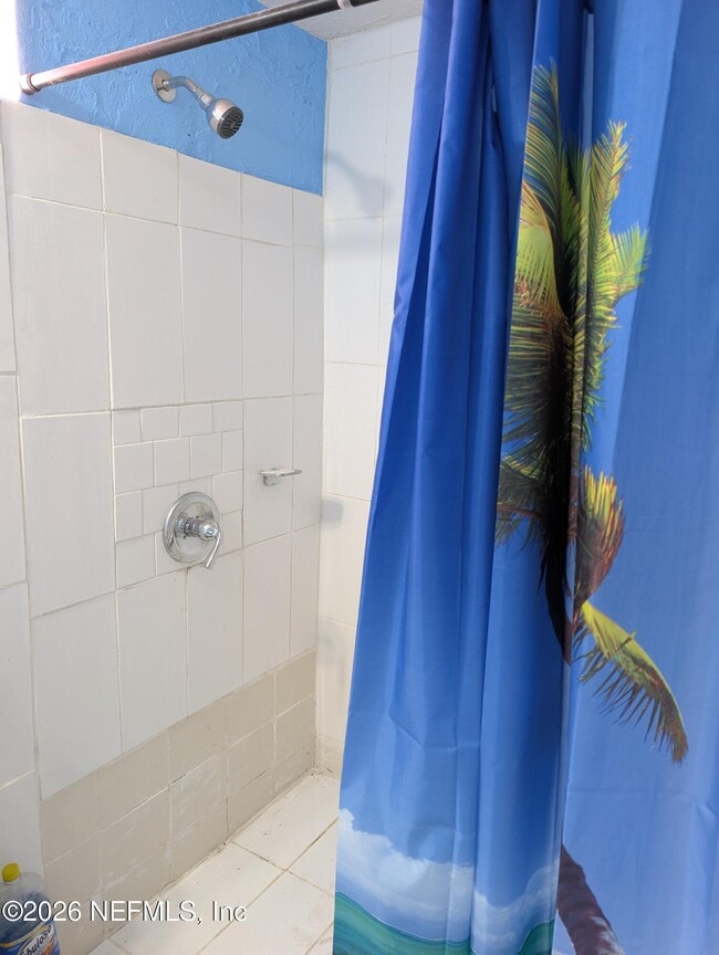 Building Photo - 231 5th Way