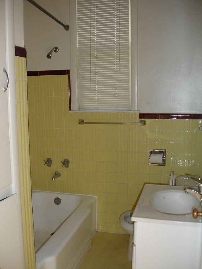 Building Photo - KSTREET