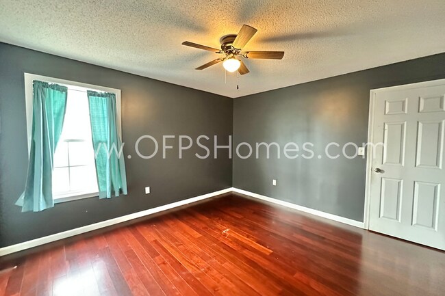 Building Photo - Spacious 4-Bedroom Home with Bonus Loft & Huge Backyard Deck – Available Now!