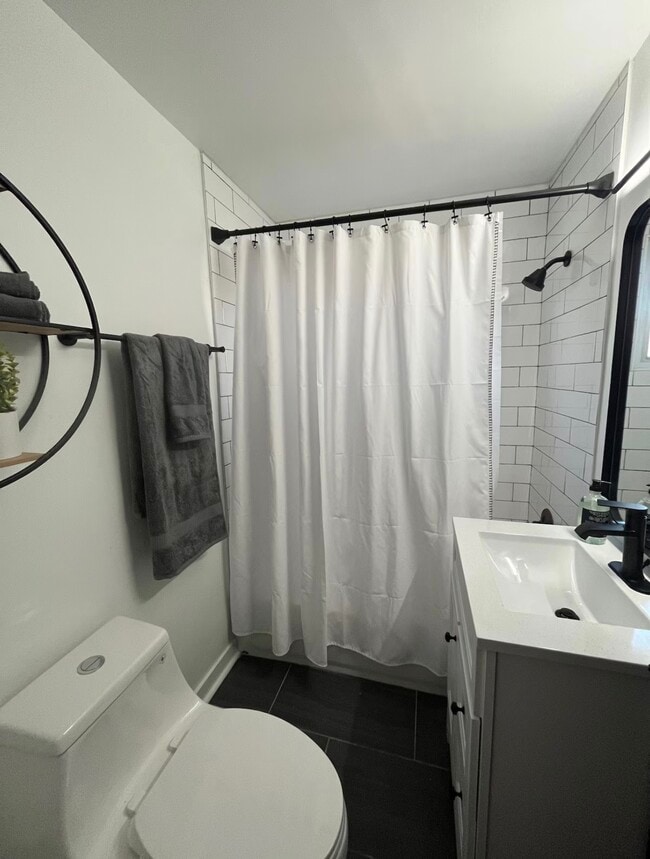 Building Photo - 6523 Jackson St