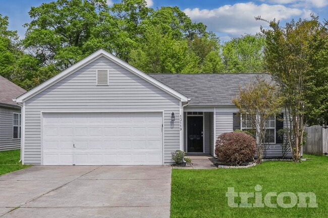 Building Photo - 13119 Young Fawn Ct