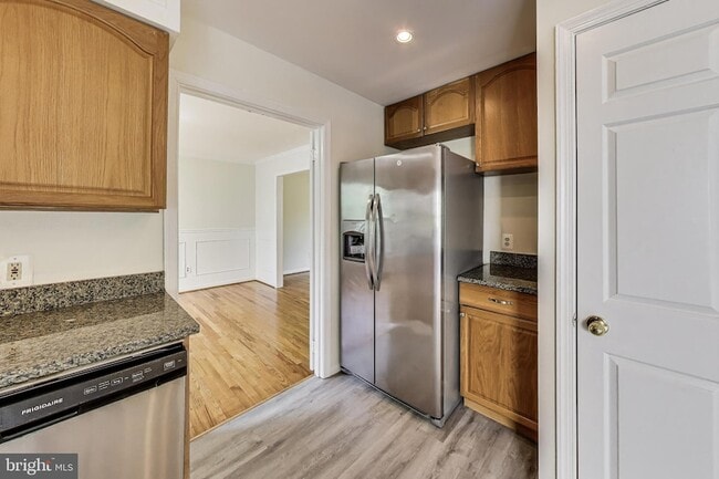 Building Photo - 10323 Snowpine Way