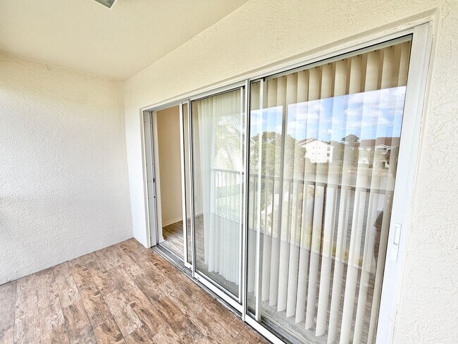 Building Photo - ** ST. CROIX ** 1 BED / 1 BATH - CONDO - GATED COMMUNITY - NORTH NAPLES - ANNUAL RENTAL