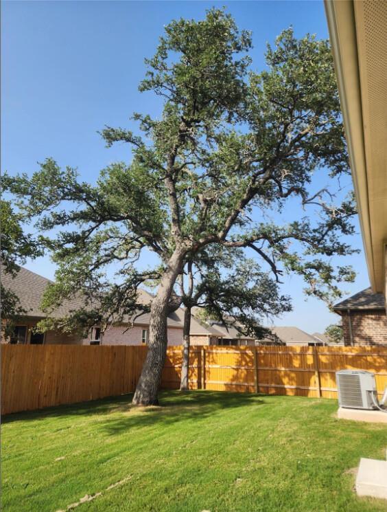 Building Photo - 2309 Magnolia Hl Dr