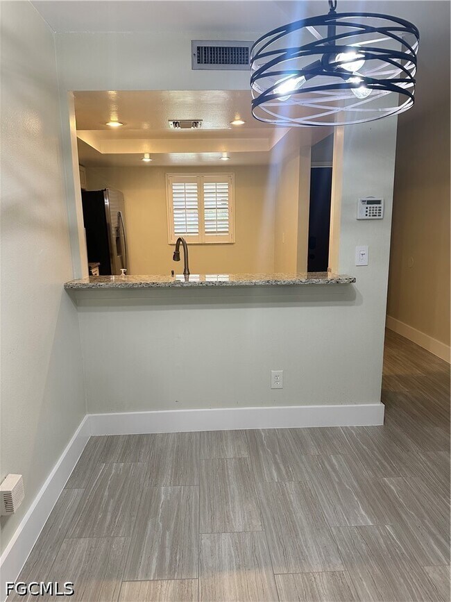 Building Photo - 6136 Whiskey Creek Dr