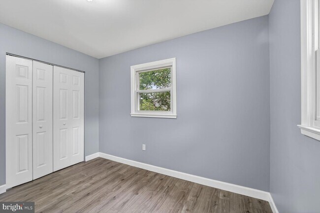 Building Photo - 3604 Halloway N