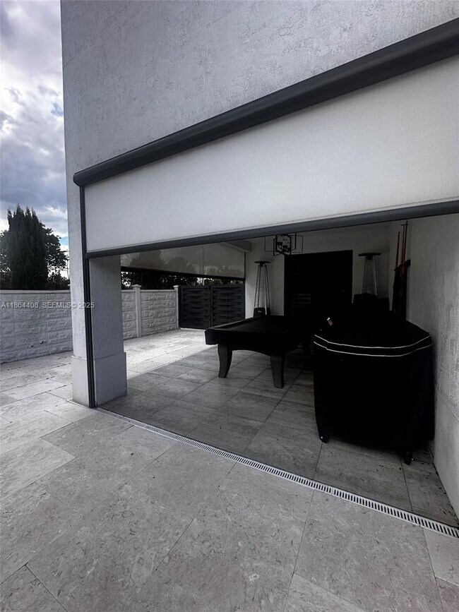 Building Photo - 14680 SW 17th St