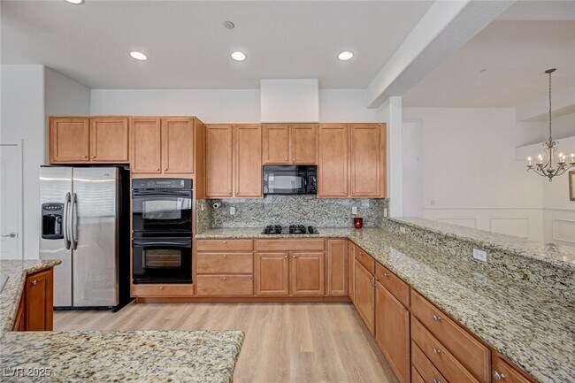 Building Photo - 8031 Pavarotti Ave