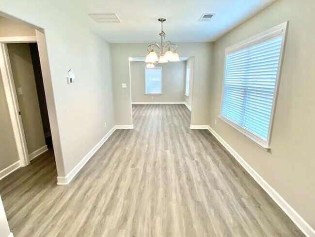 Building Photo - Now @ Rasco Farms in Southaven, MS- 4 Bedroom-2.5 Bath Home!