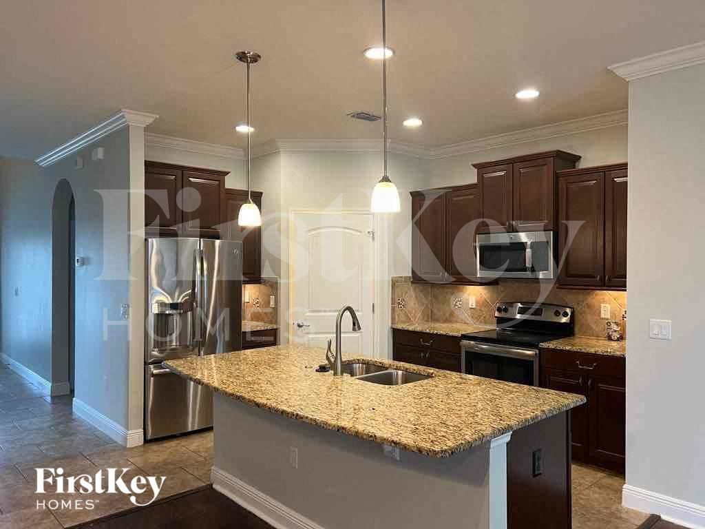 Building Photo - 2945 Top Water Way