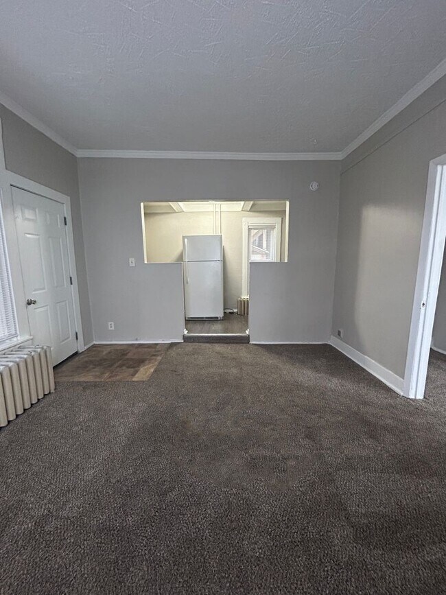 Building Photo - EVH Rentals (1113 Park Ave)